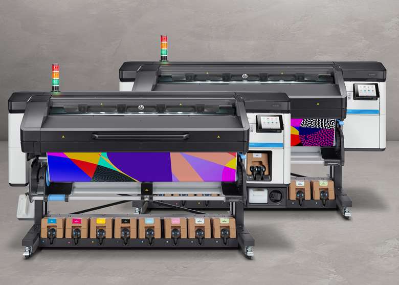 The two HP Latex 800 models feature three litre ink cartridges